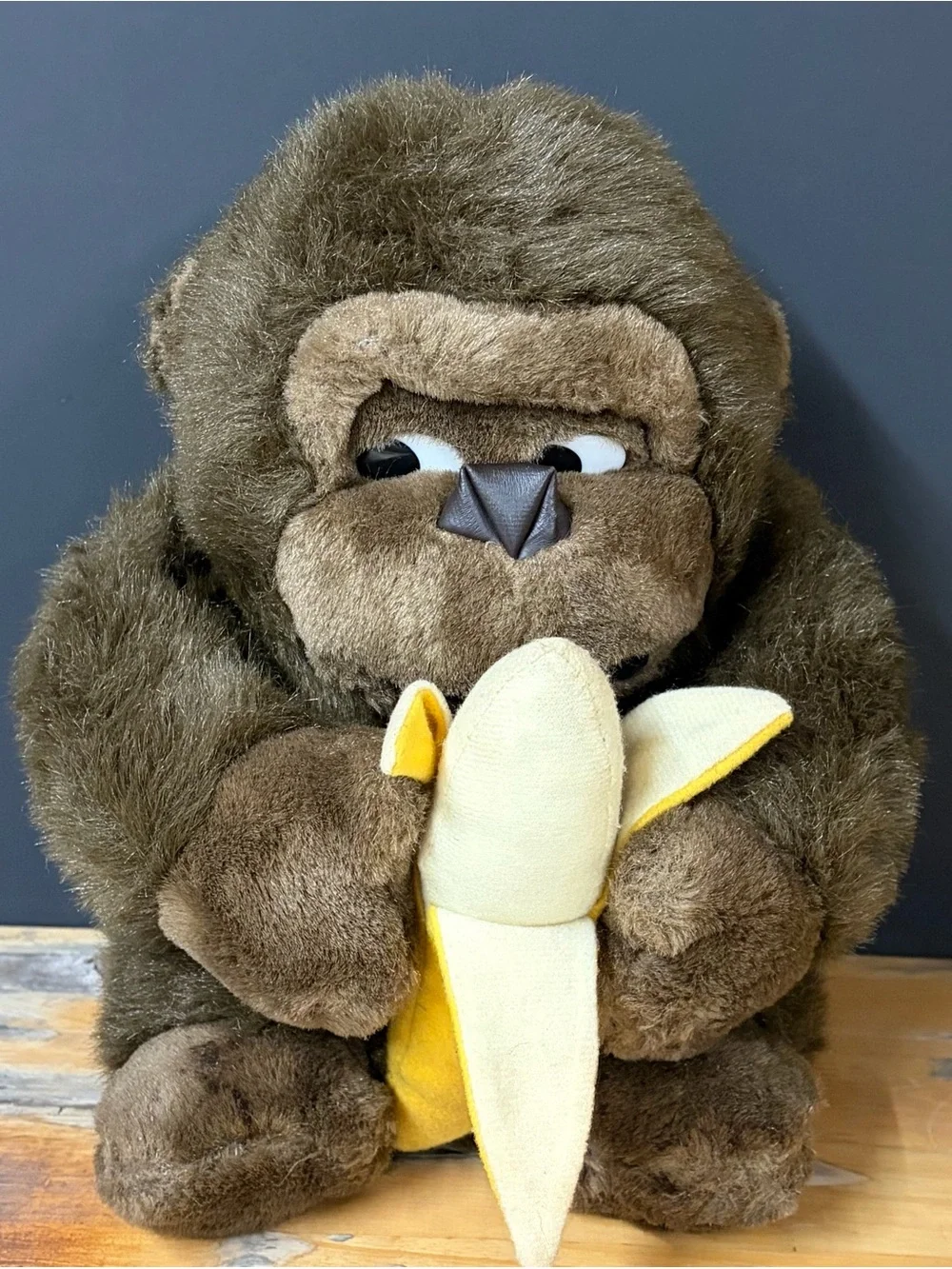 Vintage Brown & White Gorilla Side Eyes Plush Stuffed Animal Holding Banana RARE